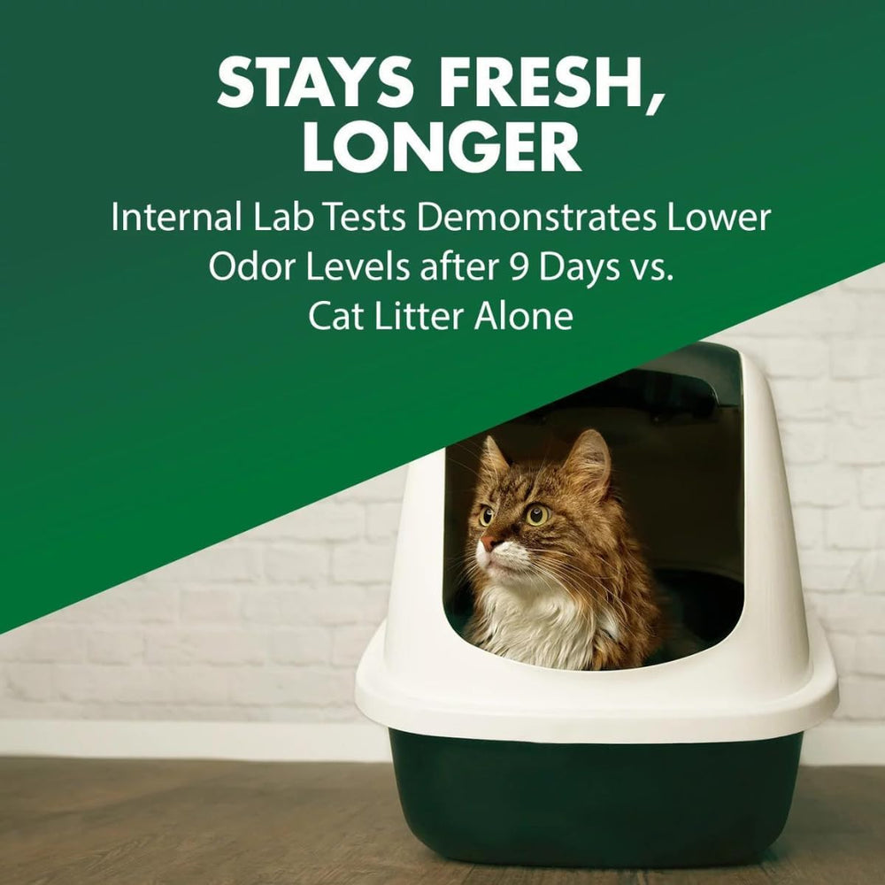 PurPUR scoop adds deodorizer to litter for odor reduction.