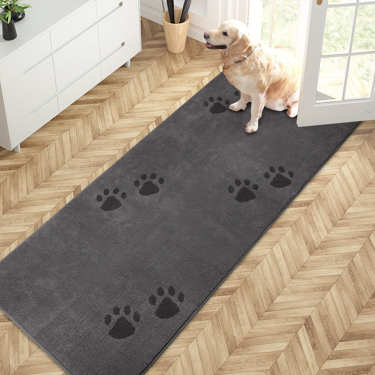 PURRUGS dirt trapping door mat front view reduces door wear and dirt.