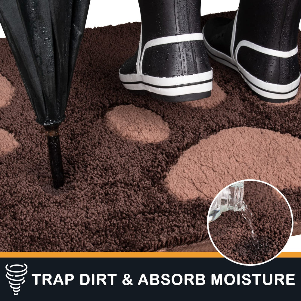 PURRUGS microfiber dirt mat offers high absorbency to keep floors dry