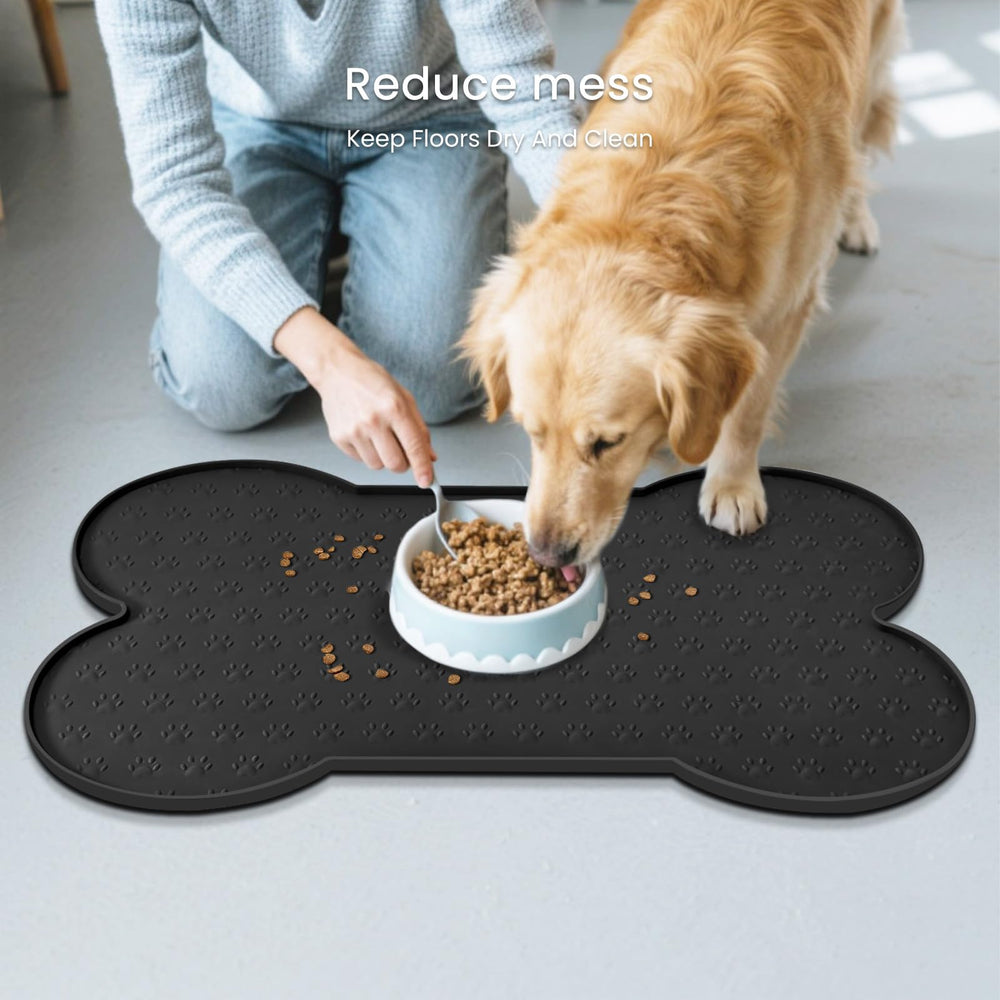 PWTAA easy-roll design allows quick storage during pet trips.