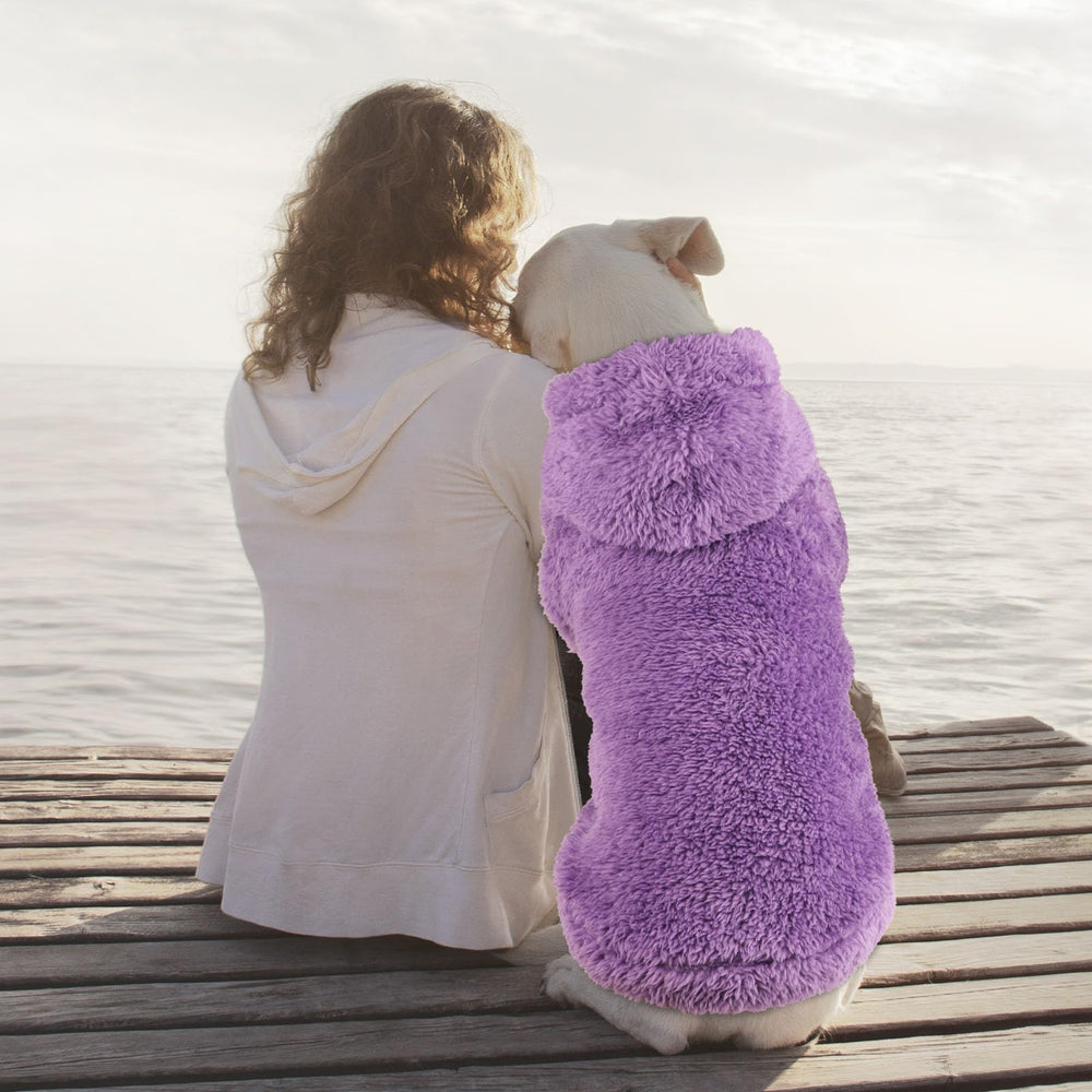 QDYU machine-washable dog hoodie offers easy care and durability.