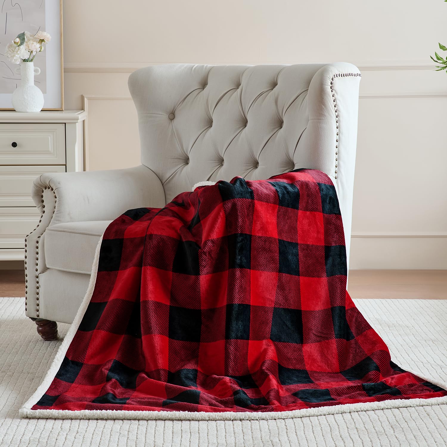 Qeils washable pet blanket machine washable for easier cleanup after adventures