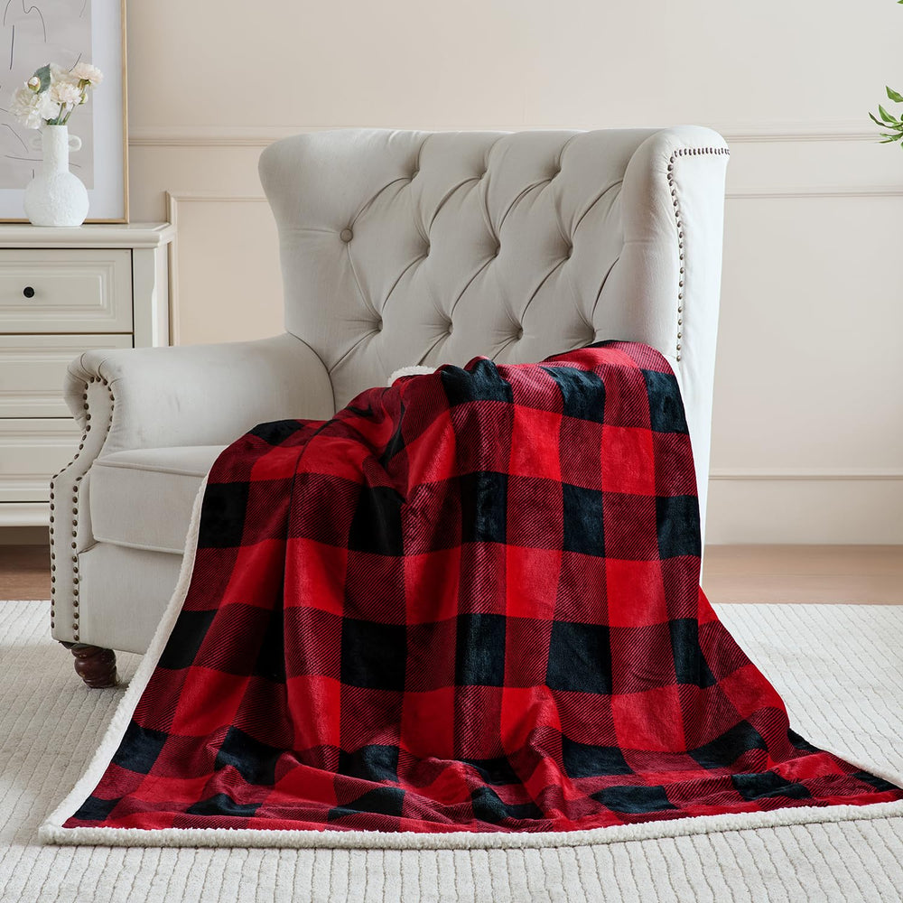 Qeils washable pet blanket machine washable for easier cleanup after adventures