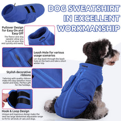 Queenmore dog sweater leash hole detail enables secure daily outings.