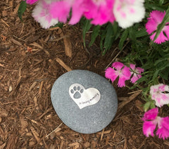 Quotable Cuffs USA-made memorial emphasizes craftsmanship and domestic production.