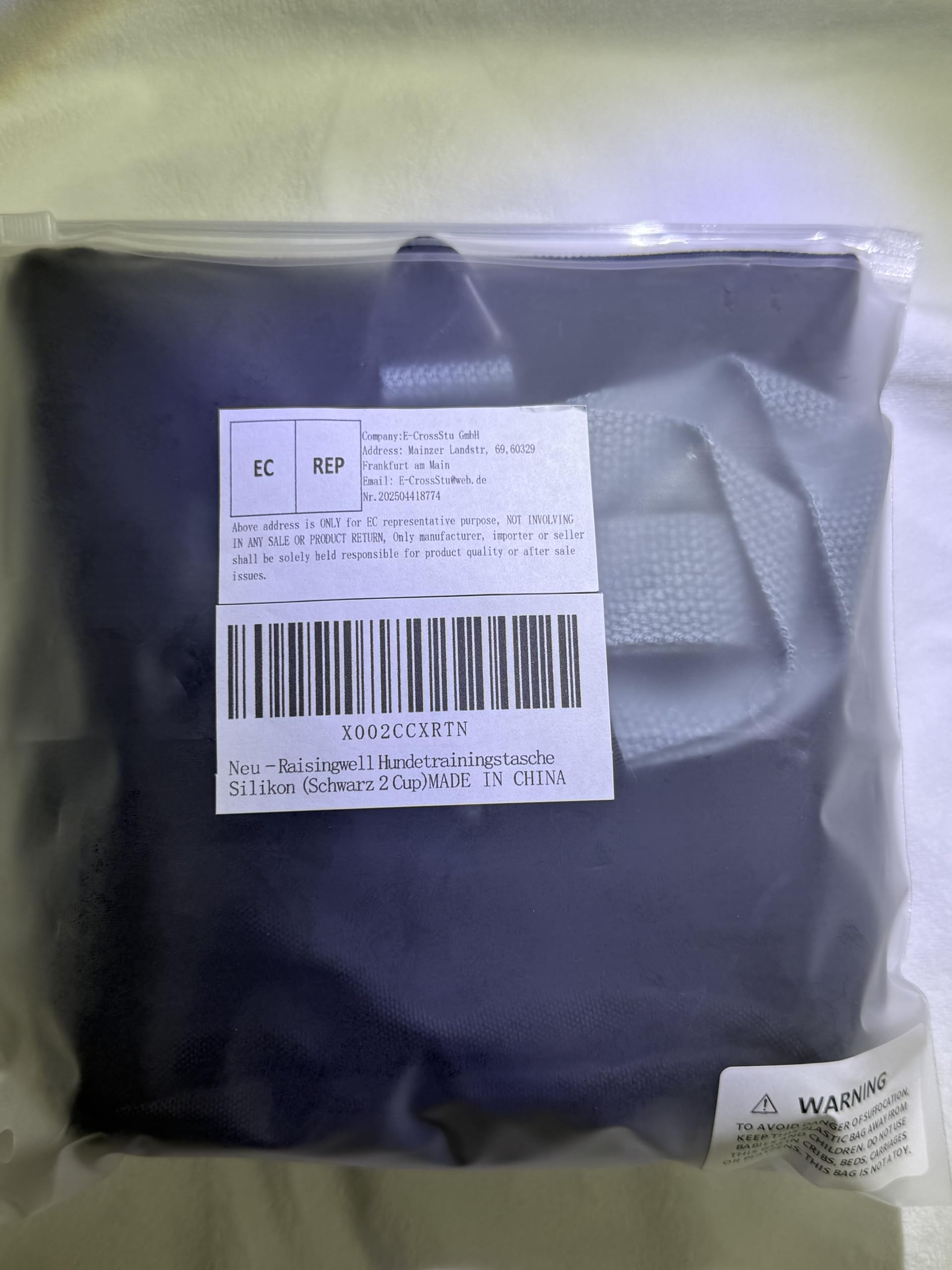 Raisingwell waterproof lining makes cleanup easy after outdoor use