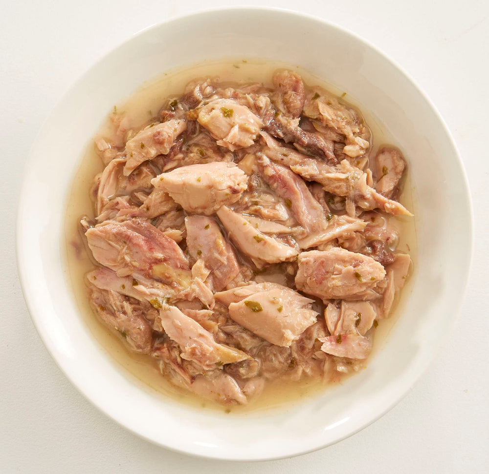 Rawz Aujou Aku tuna-salmon cat food serving bowl ready to eat