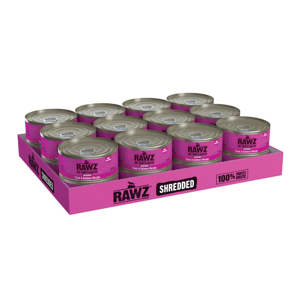 Rawz shredded cat food real meat close-up shows high moisture for hydration