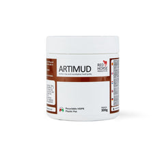 Red Horse Artimud under-shoe application showing long-lasting gap protection for hoof health