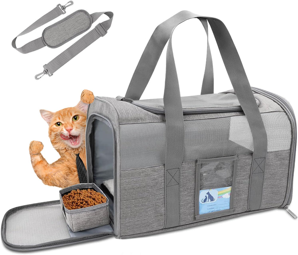 Refrze cat carrier is suitable for small cats and dogs to travel.