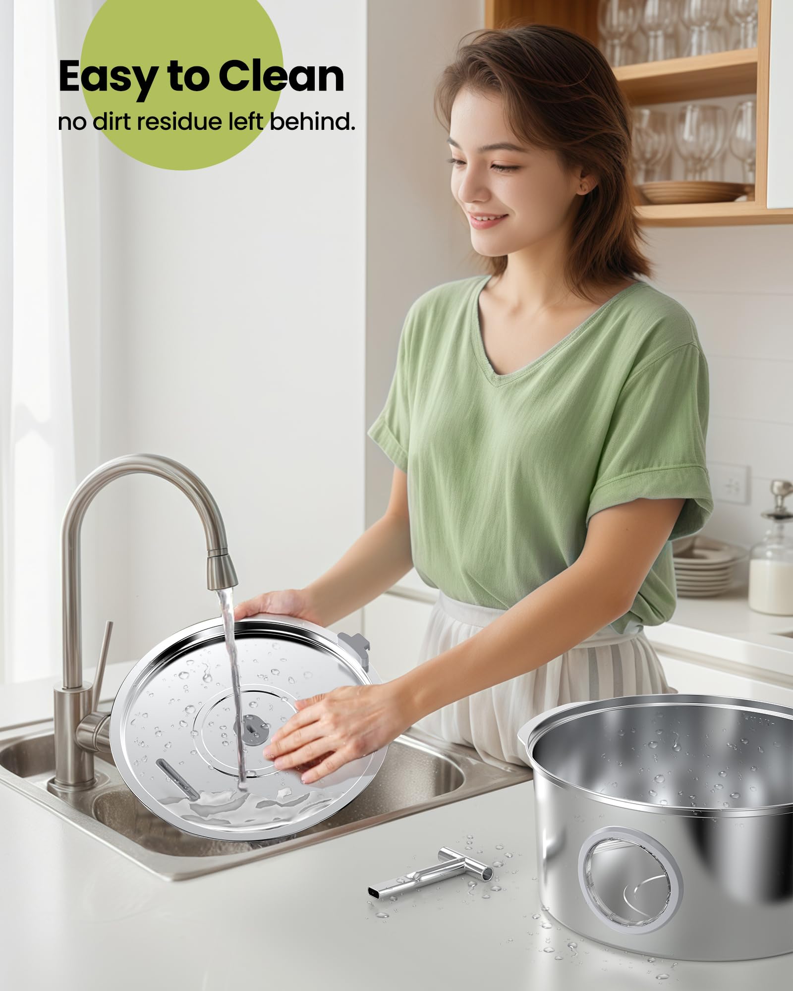 Rellaty easy-grip-handle makes moving the fountain effortless.