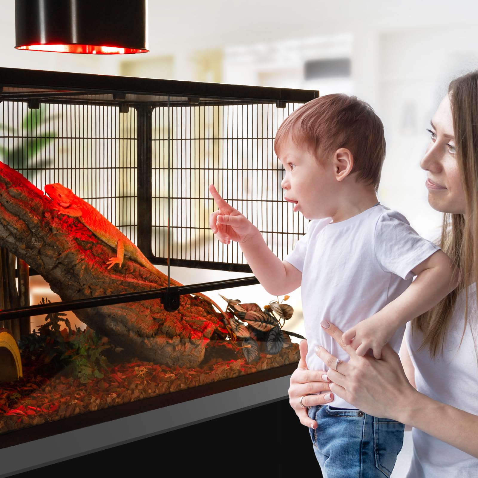 REPTI ZOO 50W bulb uses explosion-resistant quartz glass for safe use.