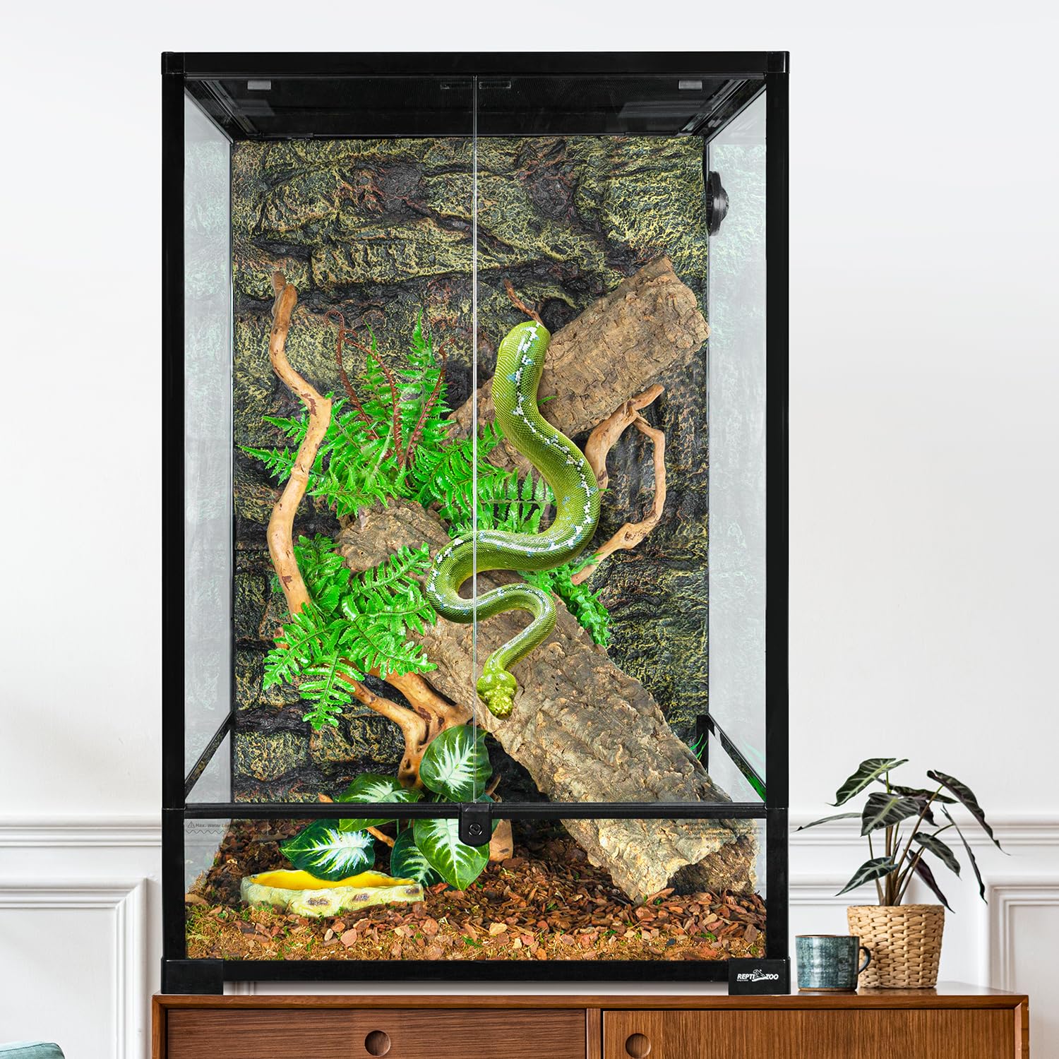 REPTIZOO 90-gallon terrarium raised-bottom frame accommodates heating pads neatly.