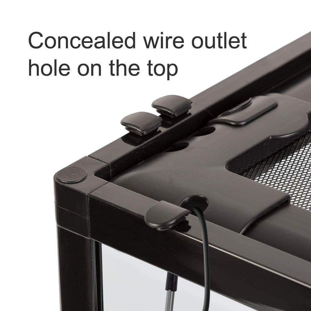 Waterproof bottom of REPTI ZOO terrarium simplifies cleaning and moisture management.