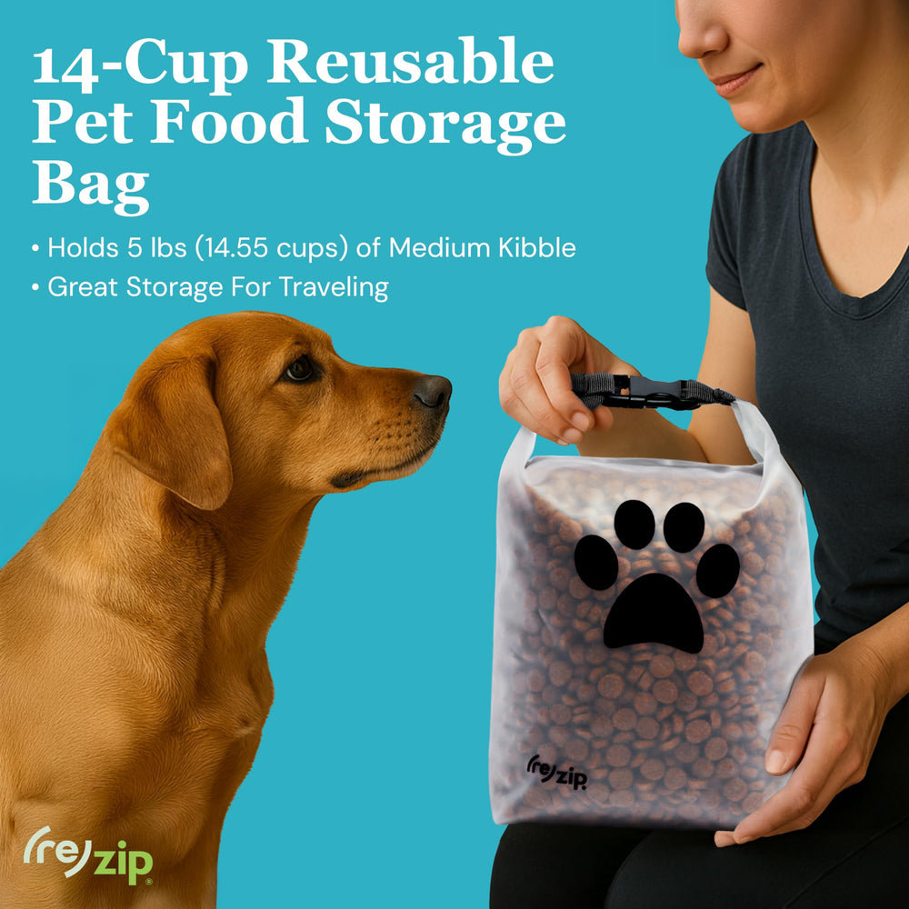 (re)zip Clip-and-handle view demonstrates secure transport for on-the-go meals.