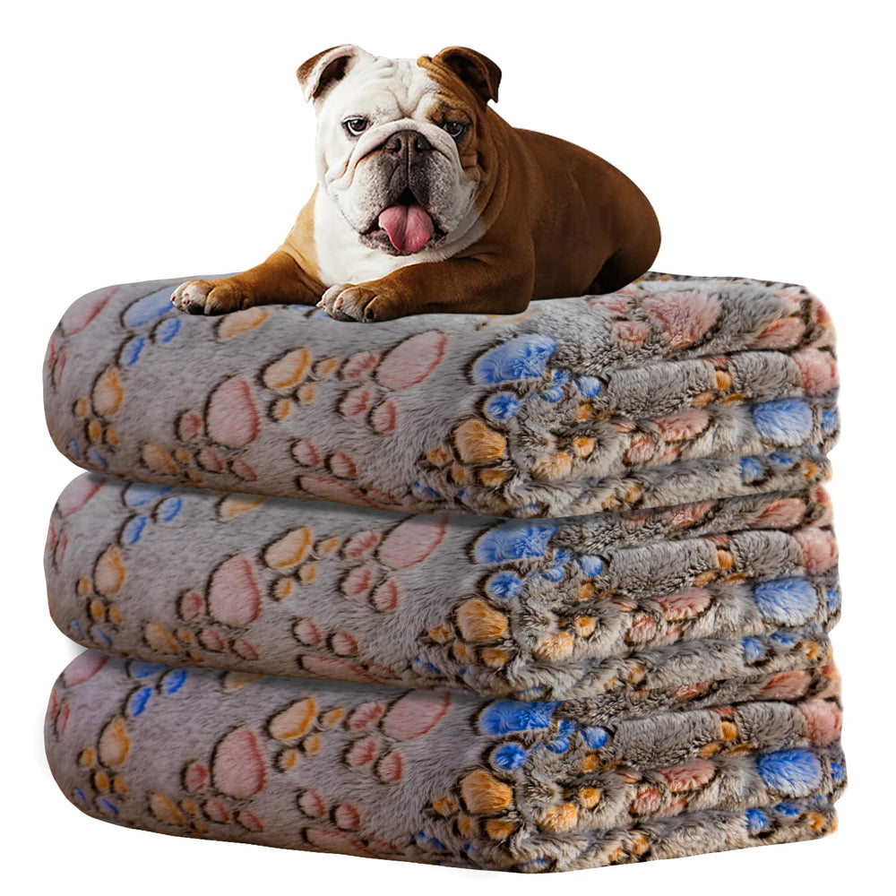 Rezutan elephant-pattern dog blanket close-up shows plush warmth for pets.