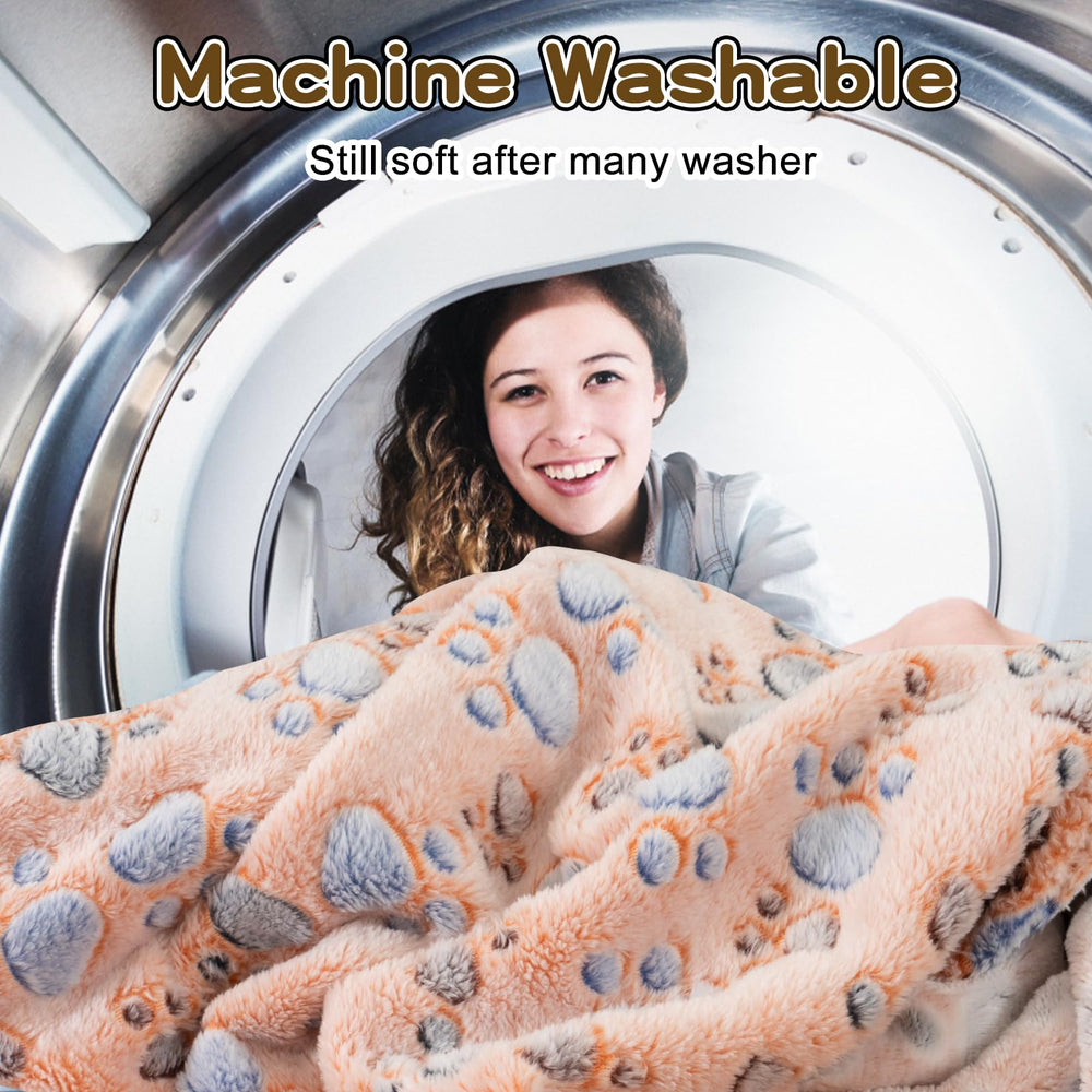 Rezutan dog blanket perfect for travel and camping with pets