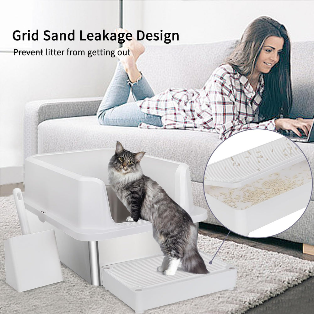 RIZZARI durable material resists staining for long-lasting performance.