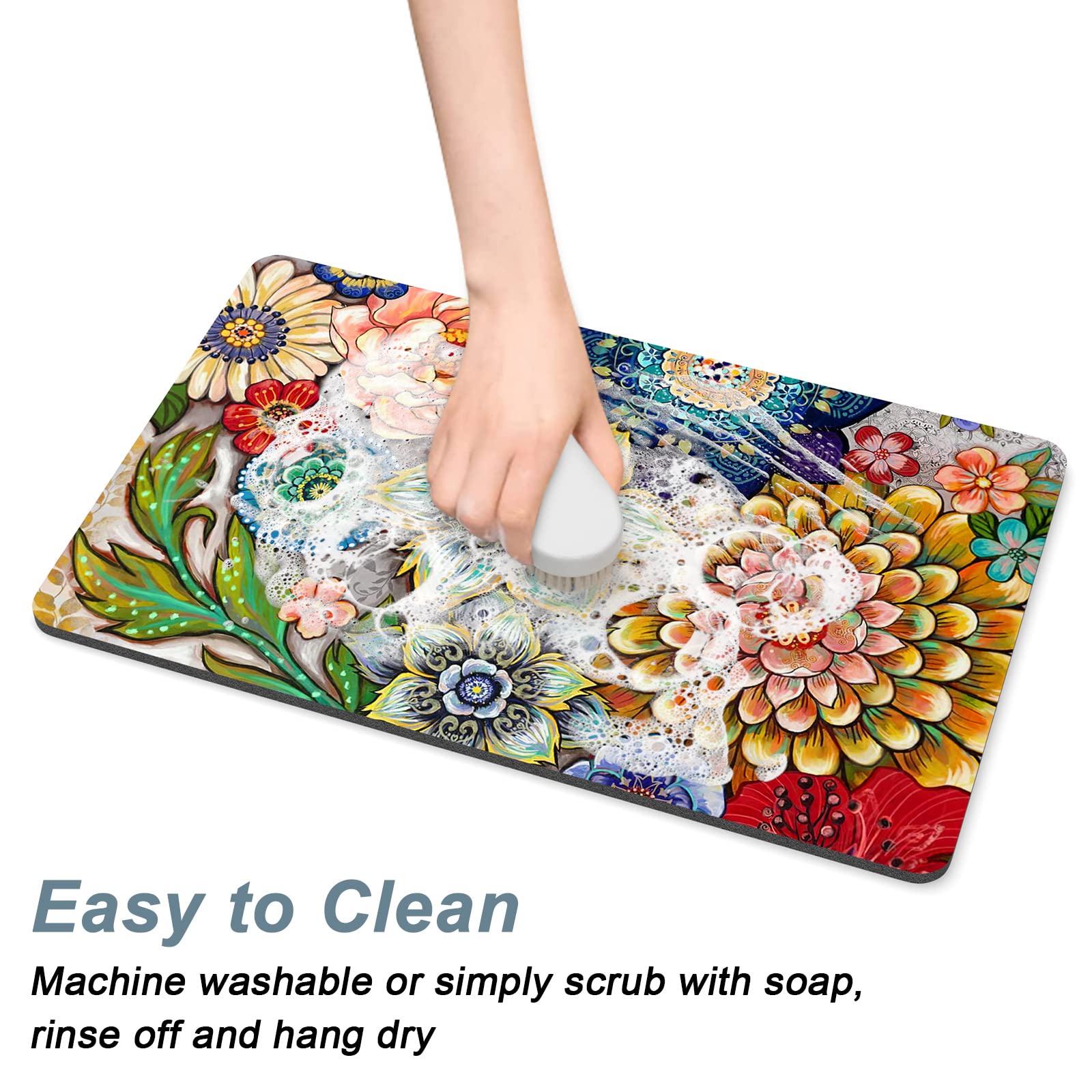 Rnivvi dog food mat quick-drying porous material helps moisture evaporate.