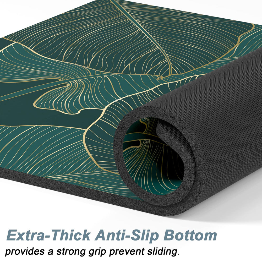 Rnivvi dog mat machine-washable material simplifies cleanup after meals.