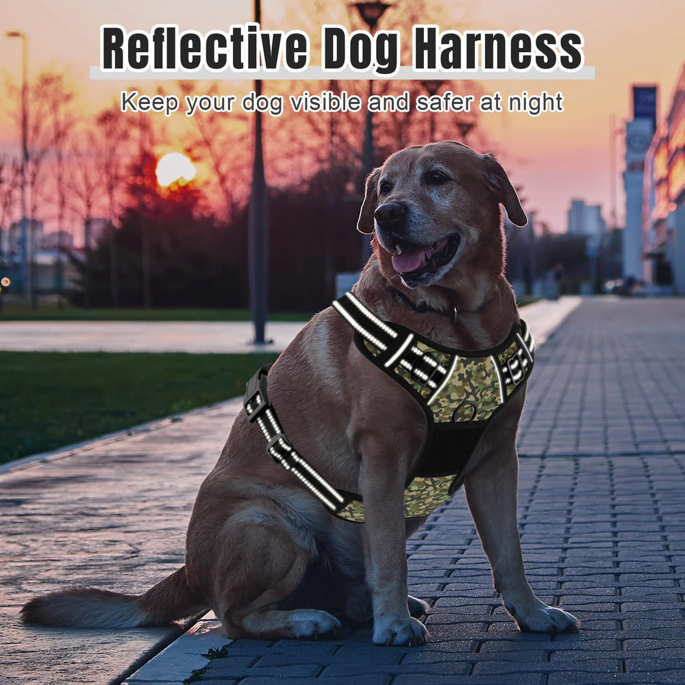 Rnivvi Green camouflage harness model wearing stylish outdoor gear