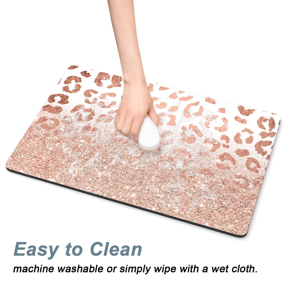 Rnivvi leopard easy-clean surface suitable for hand wash or machine wash