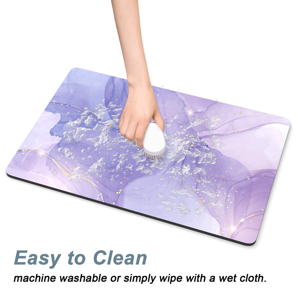 Rnivvi pet feeding rug cleanable and machine washable for easy care