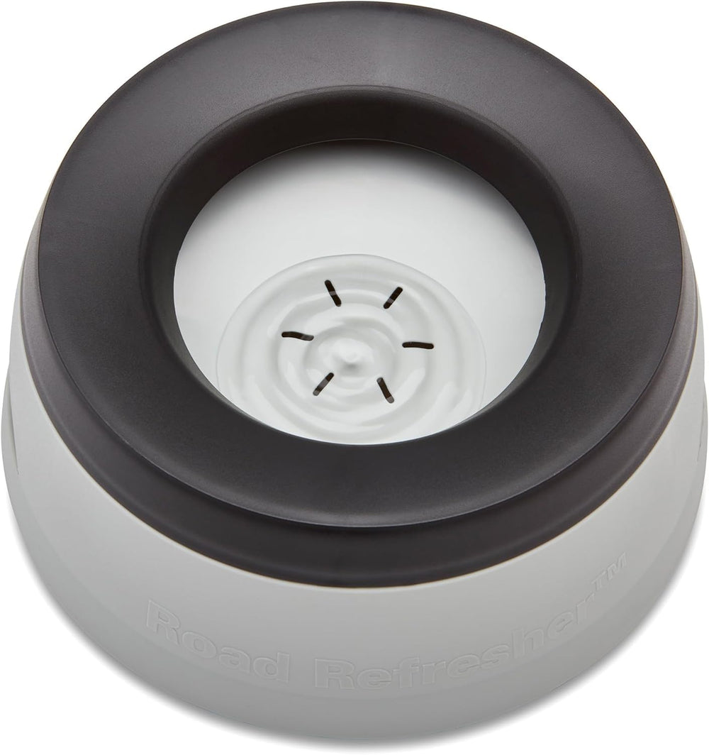 Road Refresher non-slip-base keeps the bowl steady on car seats and boat surfaces