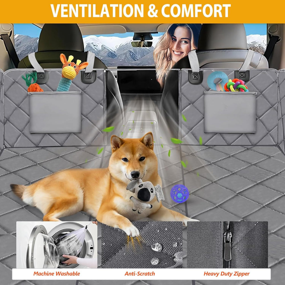 ROUWINNE storage pockets keep toys and treats reachable during drives.