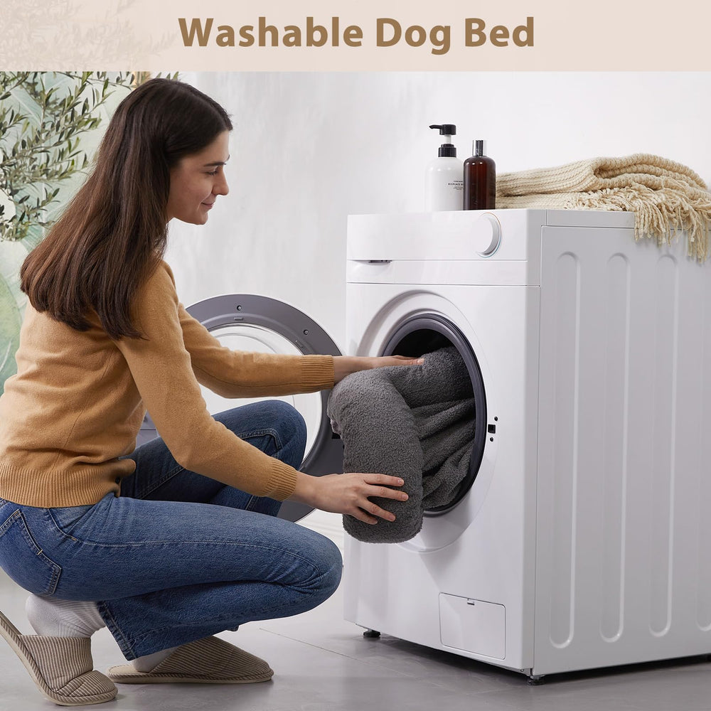 RRPETHOME bolster design provides cozy edge support.