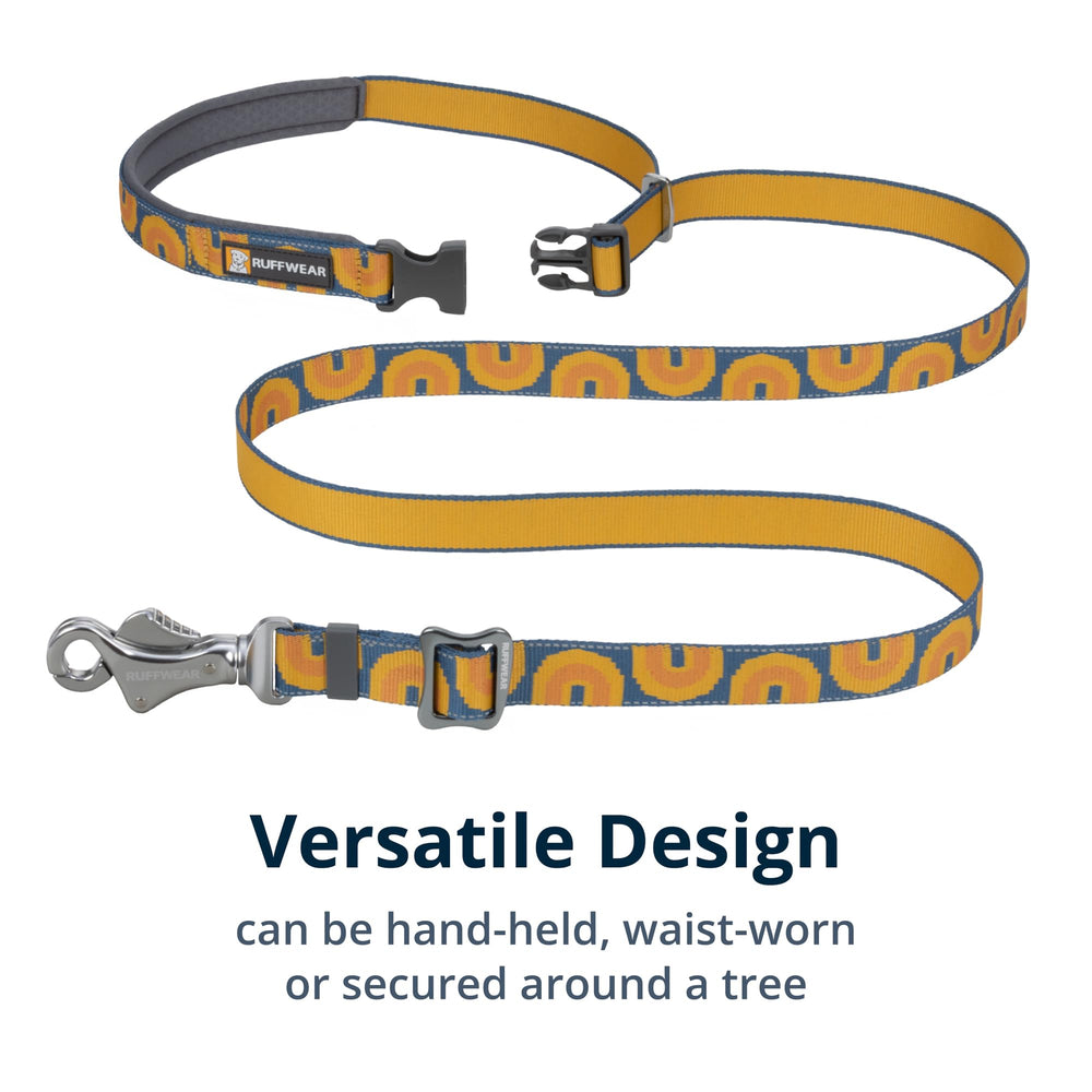Ruffwear Crag Ex Leash reflective-tubelok highlights visibility and durability for night walks