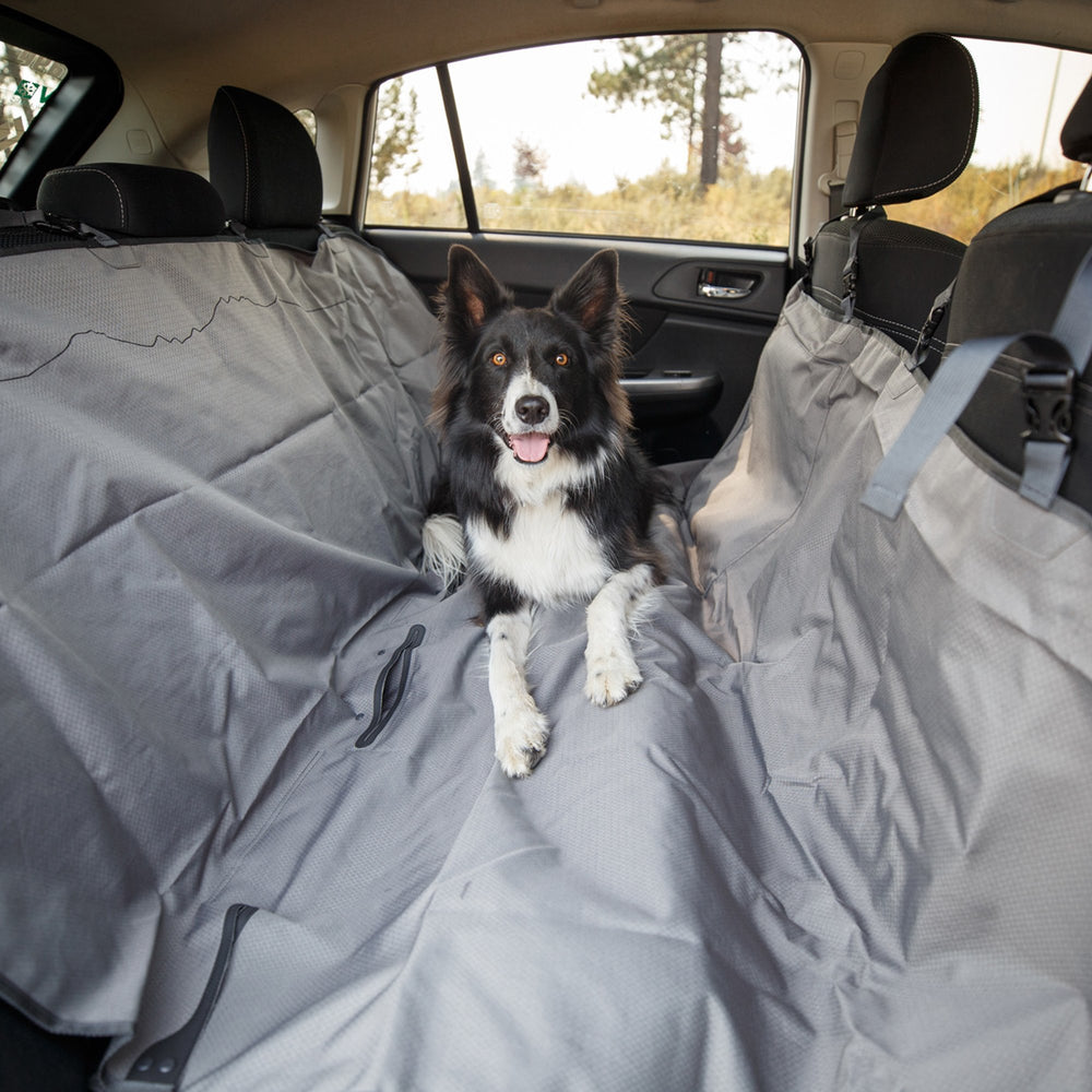 Ruffwear Dirtbag mesh window improves airflow and visibility for calmer rides