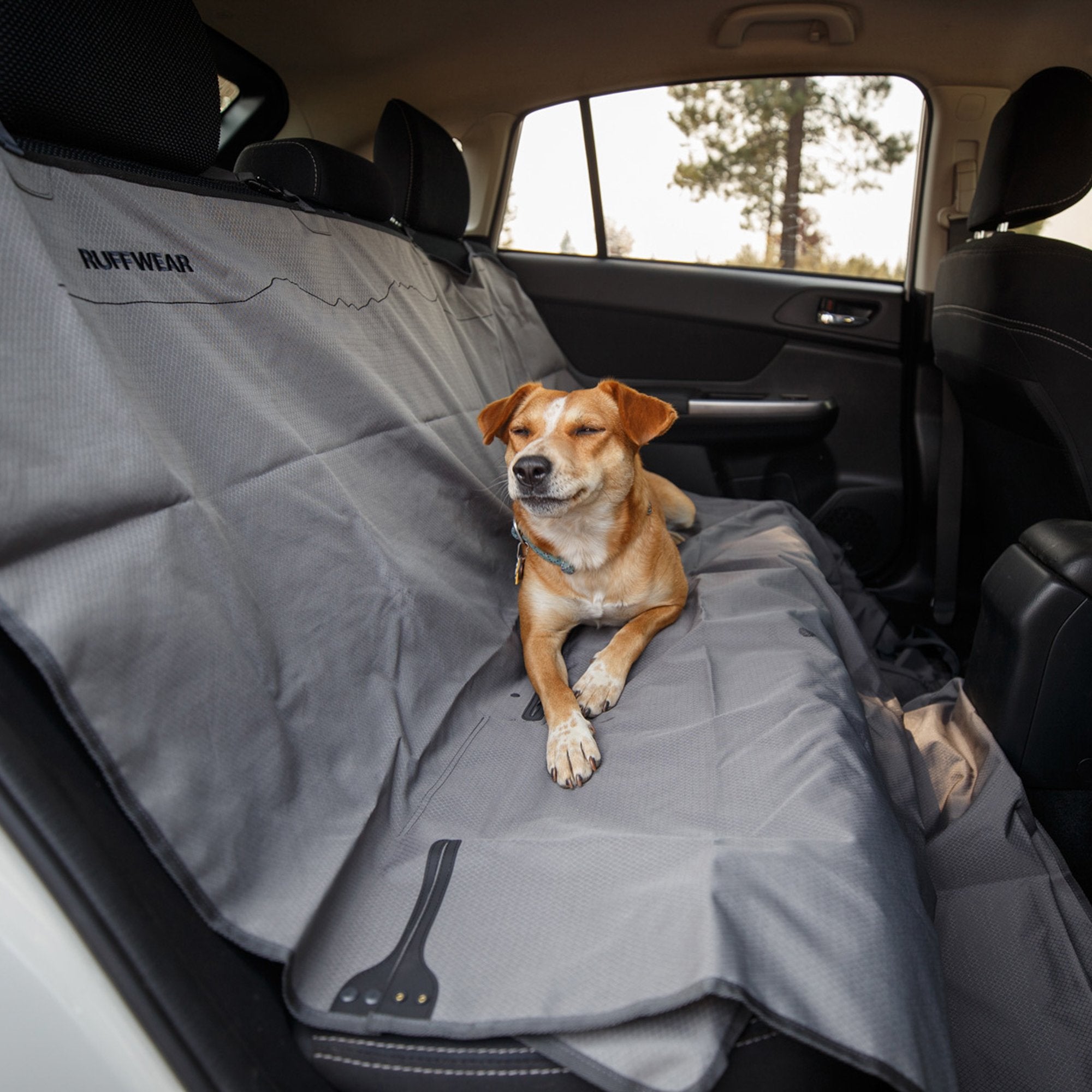 Ruffwear Dirtbag recycled polyester fabric emphasizes rugged, soft feel