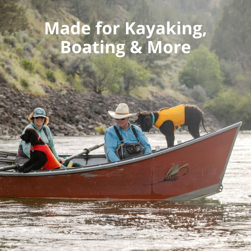 Ruffwear Float Coat reflective trim boosts visibility during dawn or dusk.