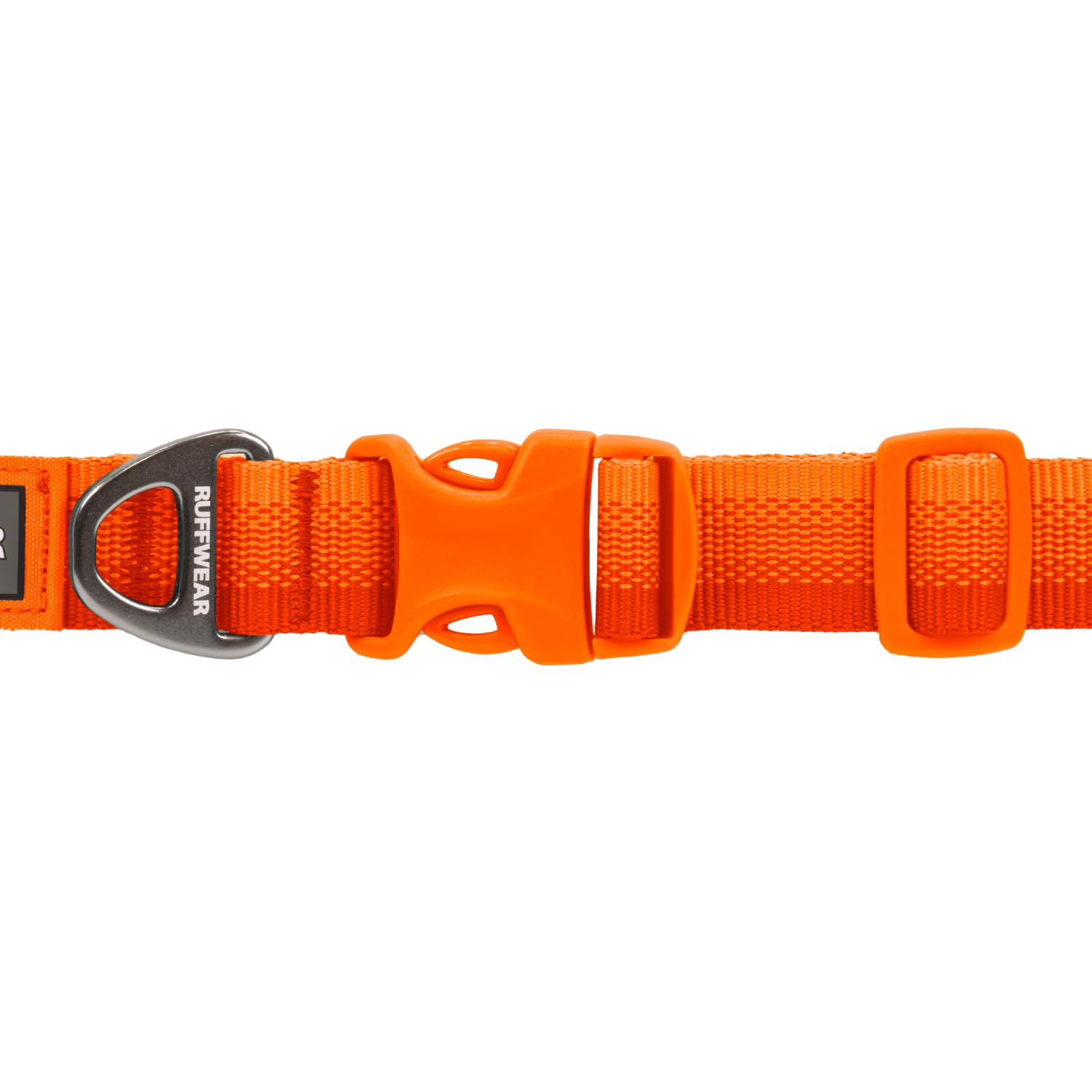 Ruffwear Front Range Collar colorfast Tubelok resists fading during daily adventures.