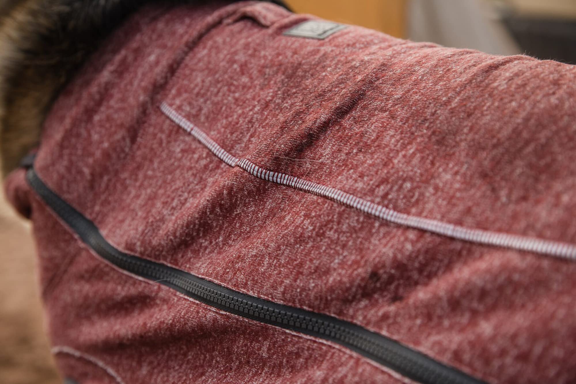 Ruffwear Hemp Hound Sweater 55% hemp knit, breathable warmth.