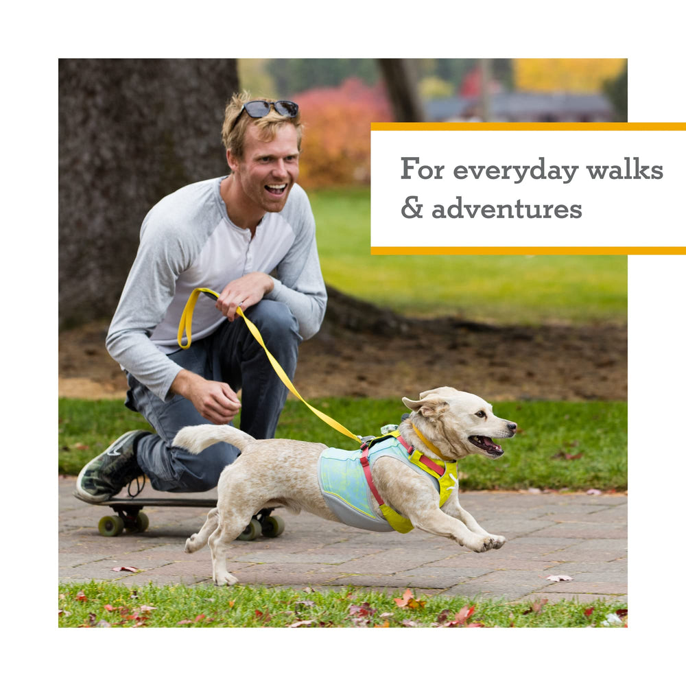Ruffwear Hi & Light low-profile design reduces bulk during hikes