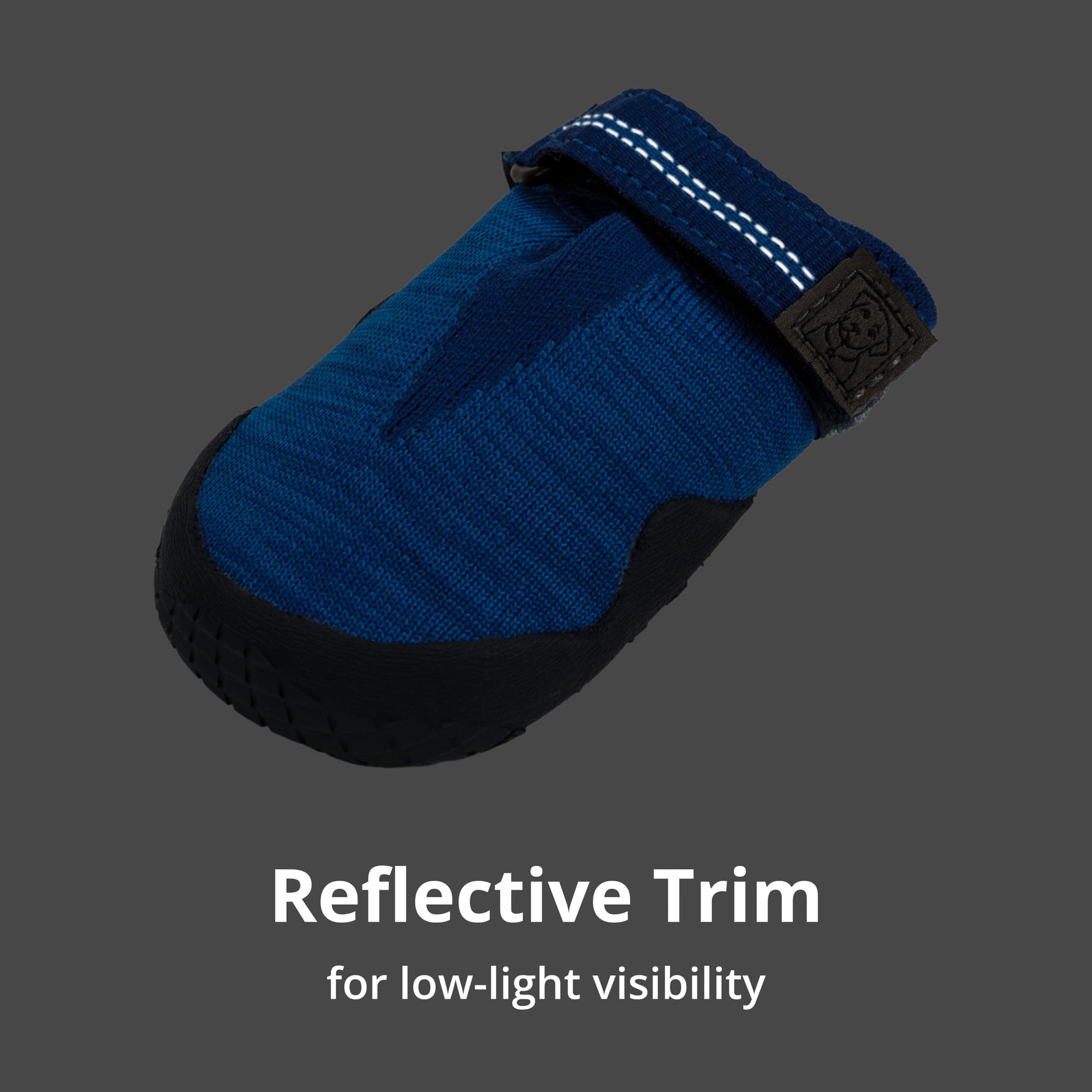 Ruffwear Hi & Light reflective webbing enhances visibility during dawn or dusk
