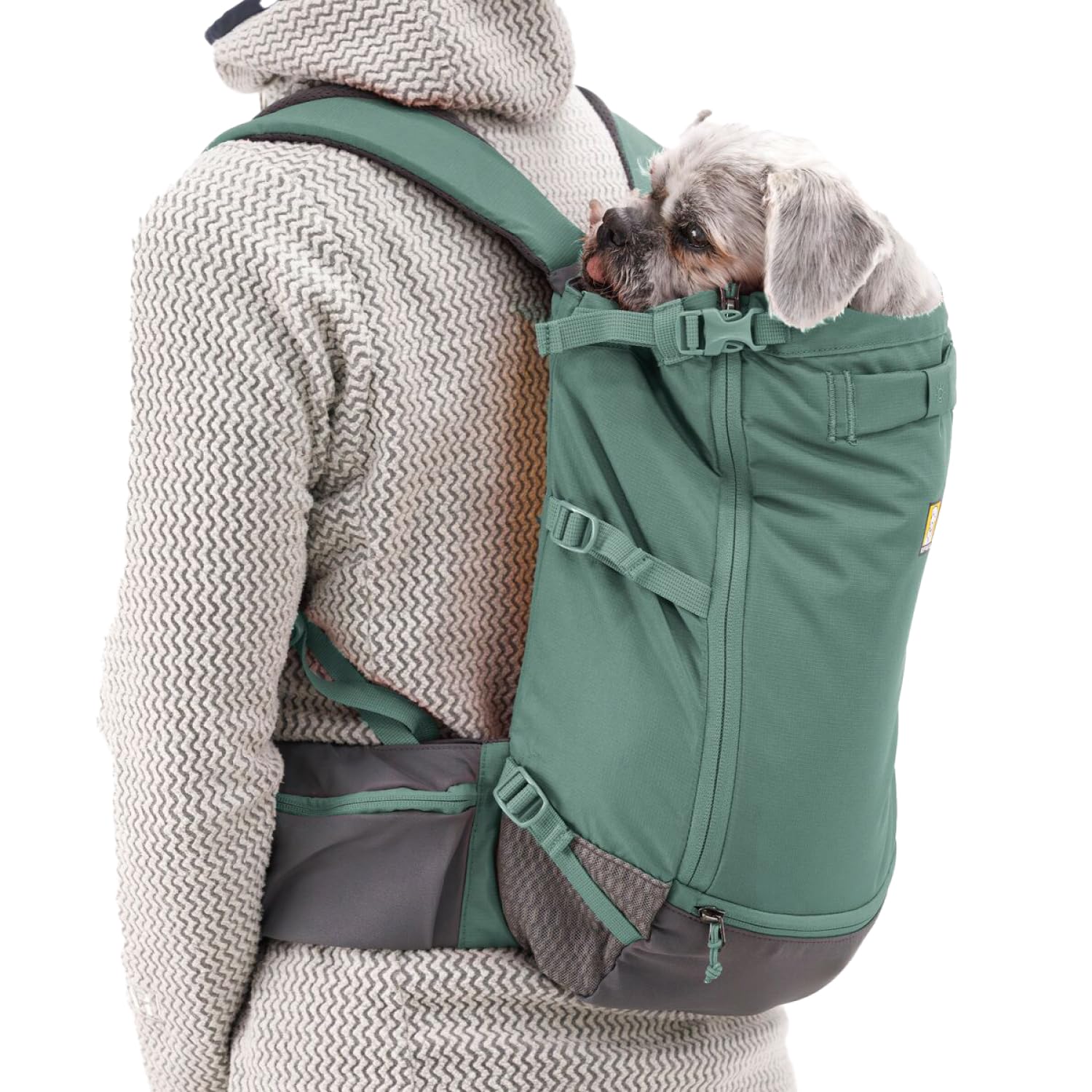 Ruffwear Hitch Hiker hip-belt-pockets show quick access for bags and treats.