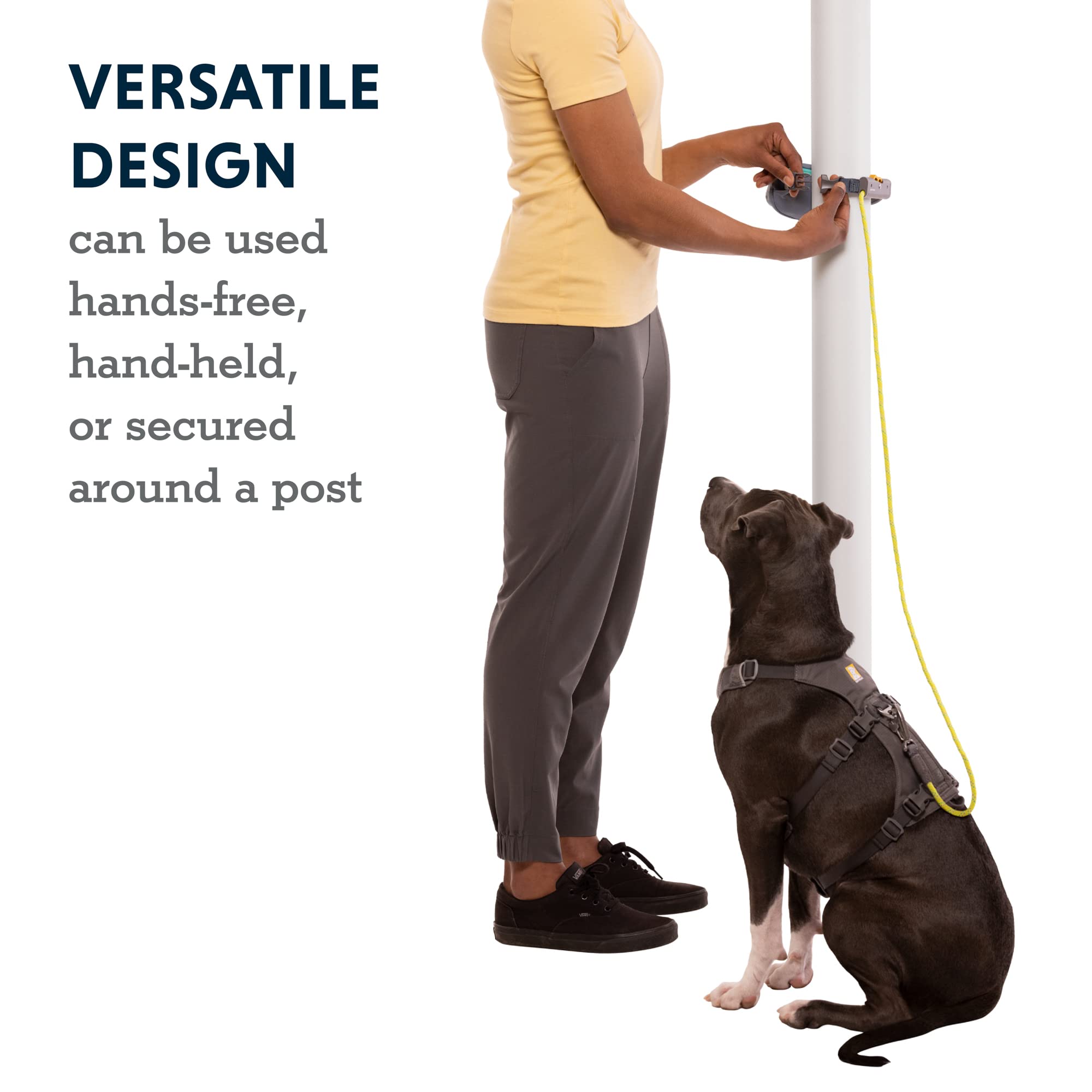 Ruffwear Hitch Hiker HitchLock in action locks rope under tension for stable transitions.