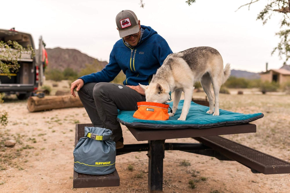 Ruffwear Kibble Kaddie stash pocket keeps waste bags handy.