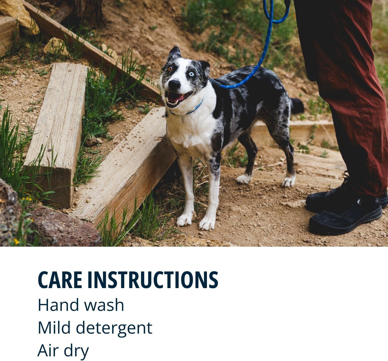 Ruffwear Knot-a-Leash 5 ft length offers balanced control and freedom during outings.
