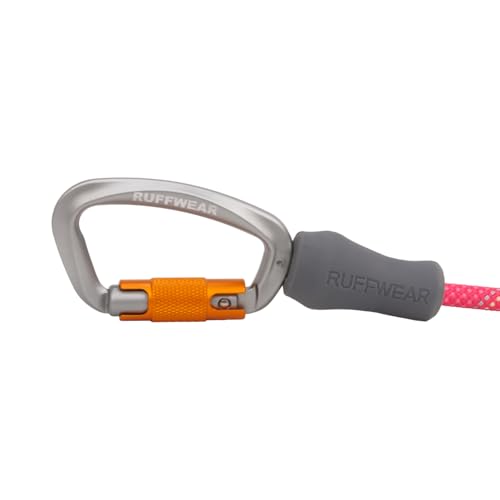 Ruffwear Knot-a-Long carabiner in pink ensures quick, reliable auto-lock during walks.