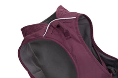Ruffwear Overcoat Fuse back V-ring attachment highlights secure leash option for hiking.