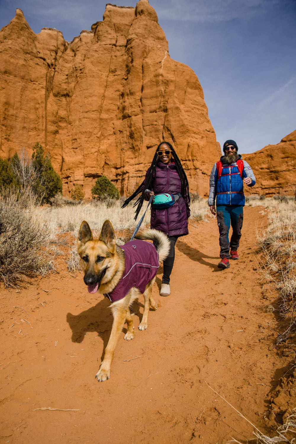 Ruffwear Overcoat Fuse zippered pockets store essentials for quick access.