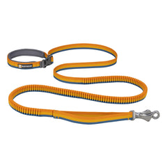 Ruffwear Roamer Bungee leash clip closeup shows secure Talon Clip for reliable control.