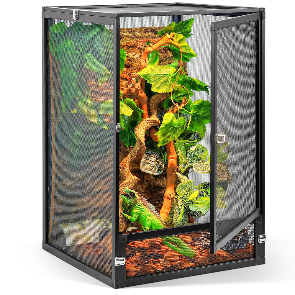 RunDuck 33 Gal panoramic terrarium offers full 360° viewing for clear reptile observation.