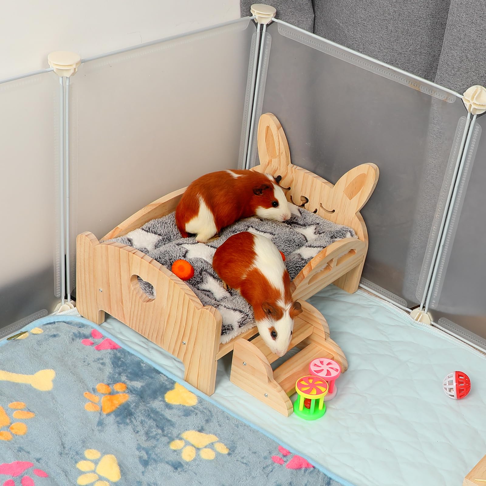 Rypet rabbit-pattern head detail adds cute design for personalized decor.