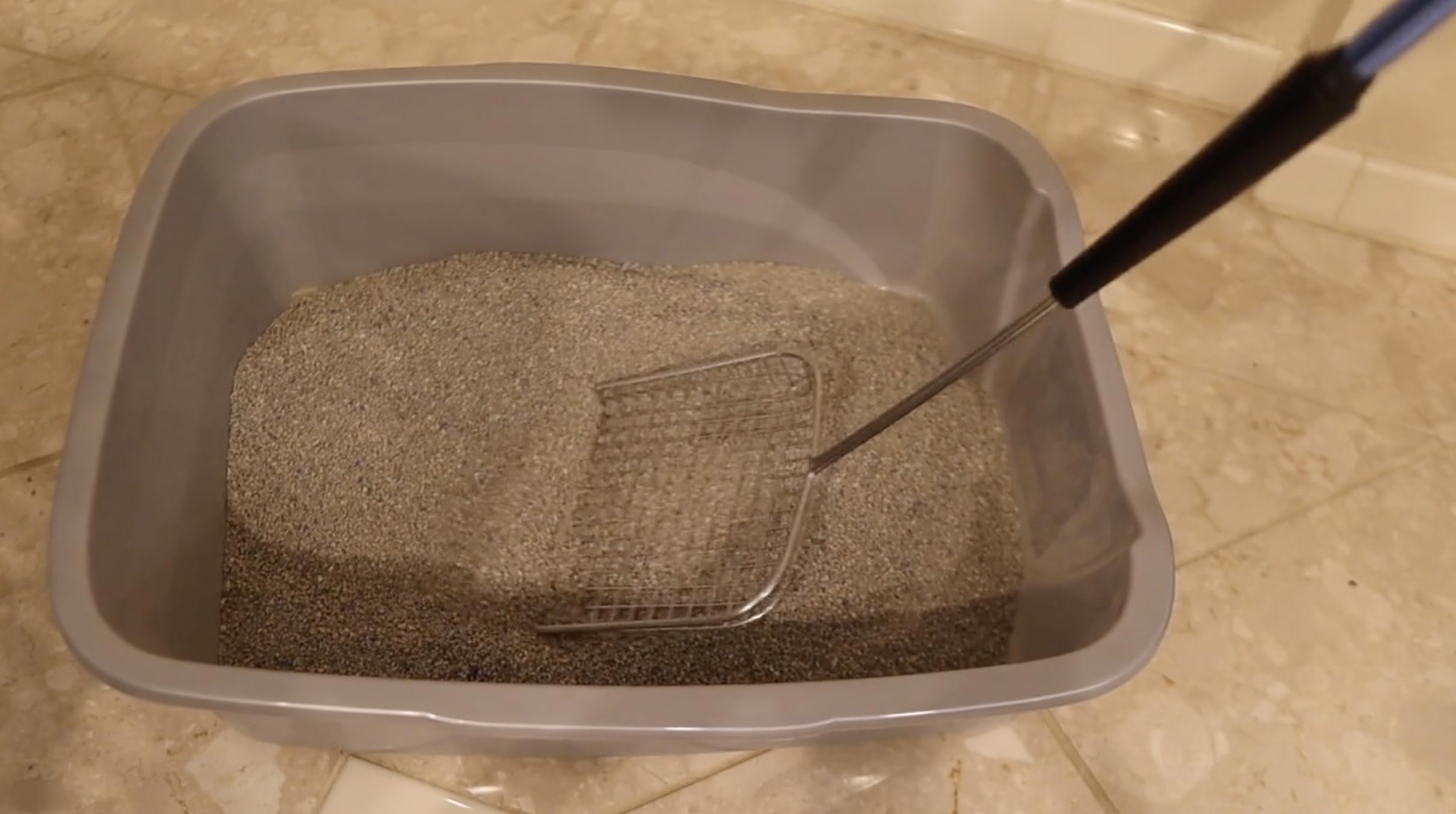Sand Dipper lightweight yet durable tool for daily litter tasks.