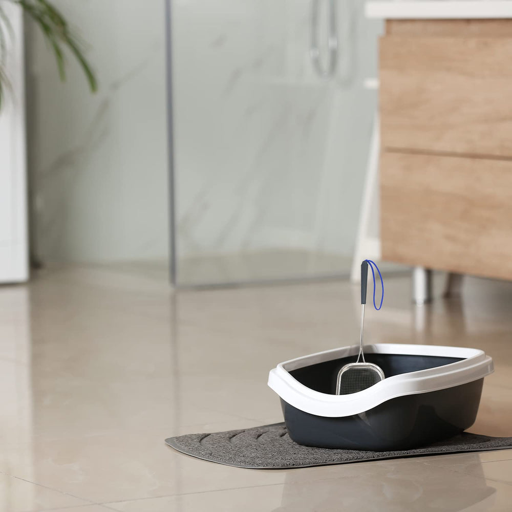 Sand Dipper tough-design cat scoop for heavy-duty litter duties.